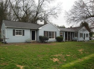 1879 Log Run Rd, Williamsport, PA 17701