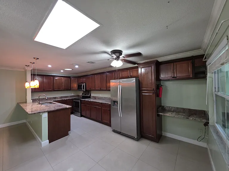 2350 Rio Pinar Lakes Blvd #3 — Photo 6