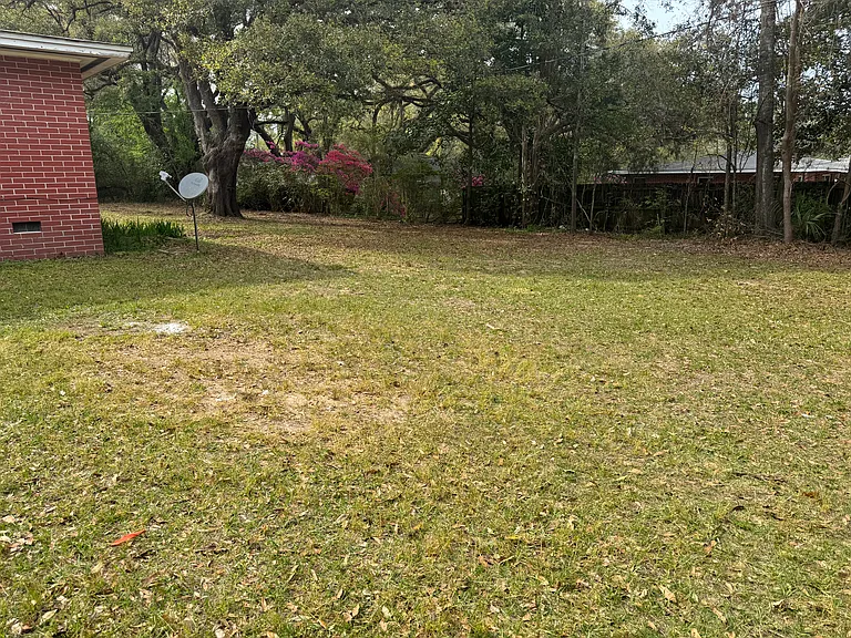 7111 Pine Forest Rd — Photo 24