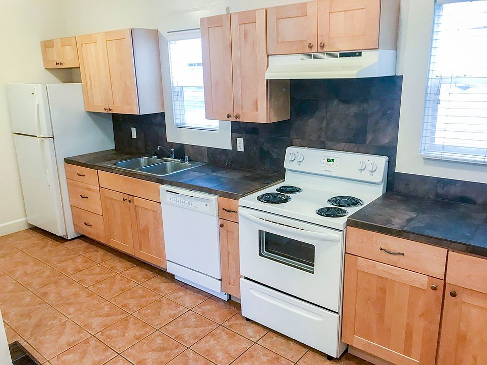 923maro 923 H St Eureka CA Zillow