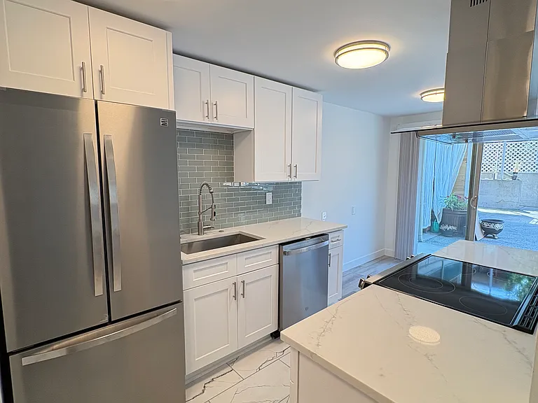 2345 Minor Ave E #3 — Photo 7