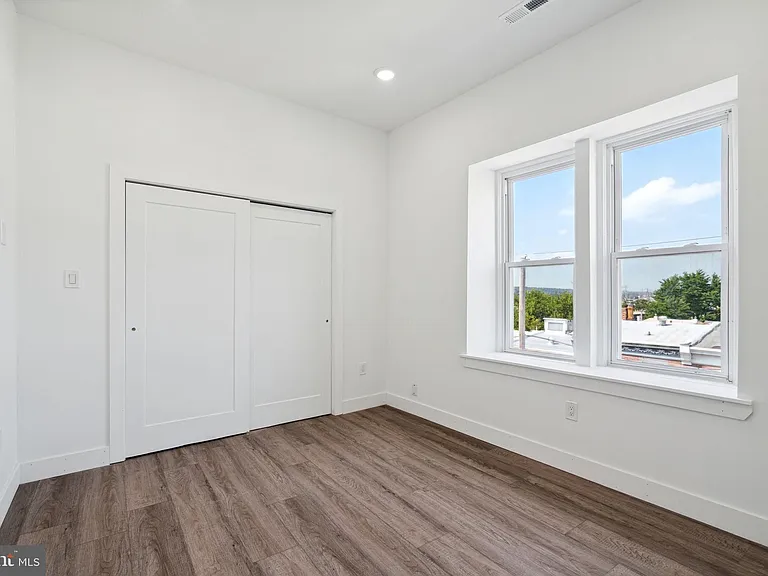 5164 Ridge Ave #3 — Photo 28