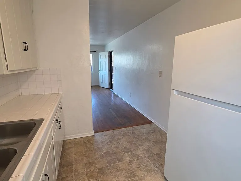 4415 Rosebud Ln #A-J — Photo 4