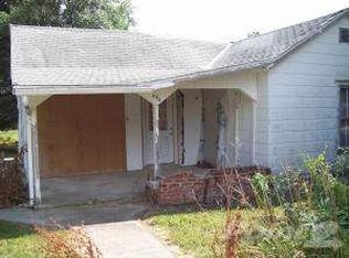 904-906 W Davis St, Savannah, MO 64485