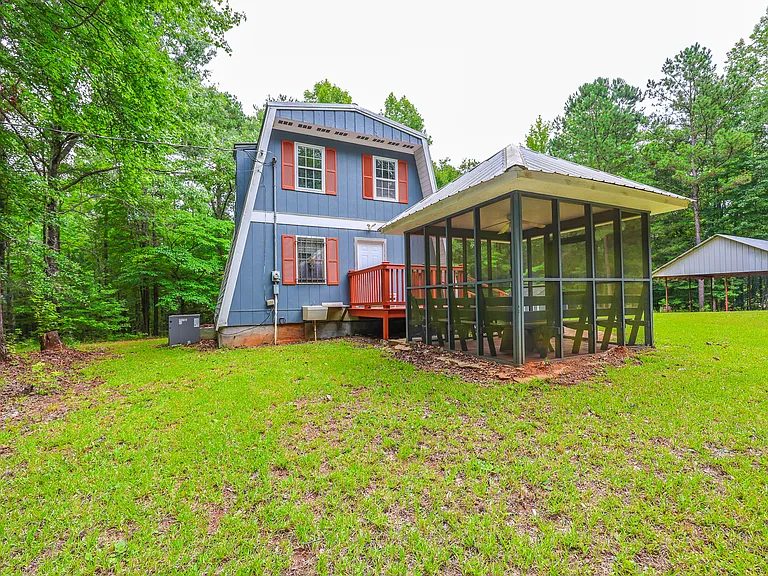 168 Williams Rd — Photo 3