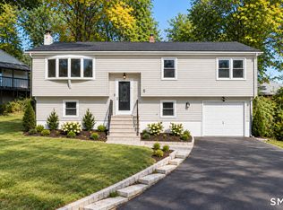 5 Circle Dr, East Haven, CT 06513