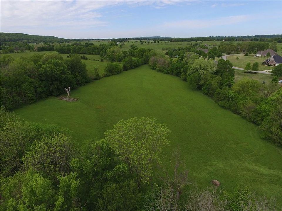 1st image of 155 Abbey Ln