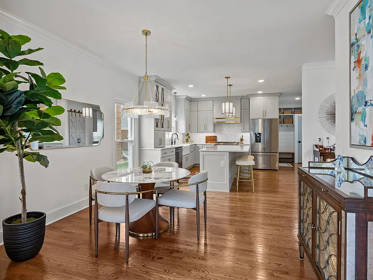 7322 Swansea Ln — Photo 29
