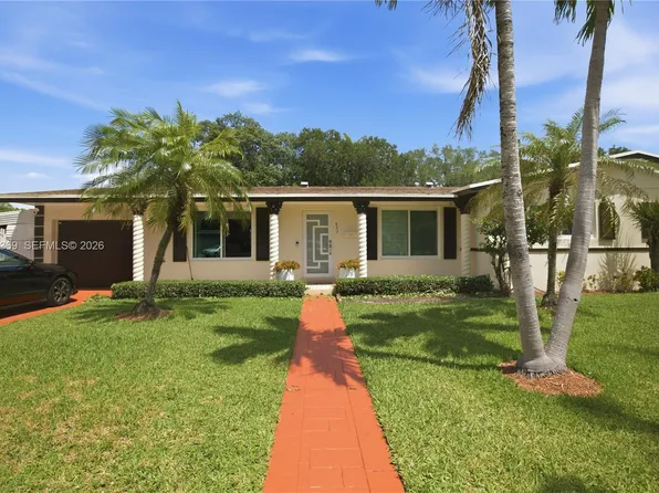 853 NE 153rd Ter, Miami, FL 33162