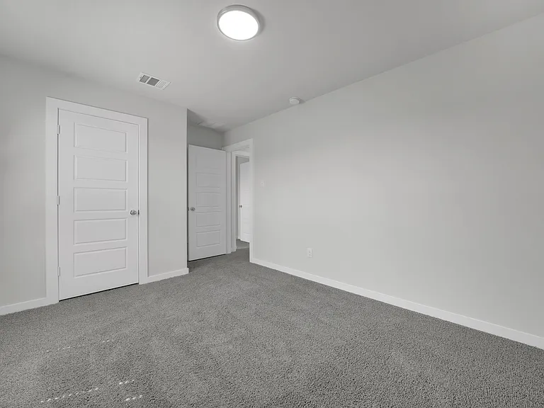 305 Millwood Ln — Photo 31