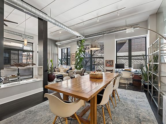 5th image of 936 W Madison St APT 2A