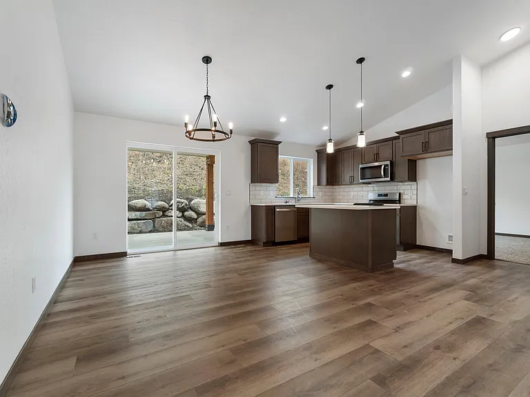 3284 N Carriage Ct — Photo 7