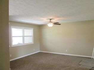 465 N Shadyview Blvd, Pleasant Hill, IA 50327