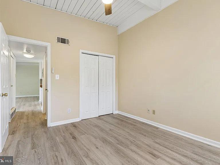 4901 Americana Dr #204 — Photo 17