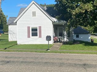 607 S High St, West Lebanon, IN 47991