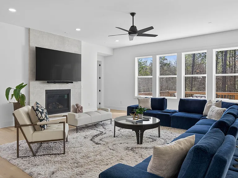 512 Cedar Crest Cir — Photo 15