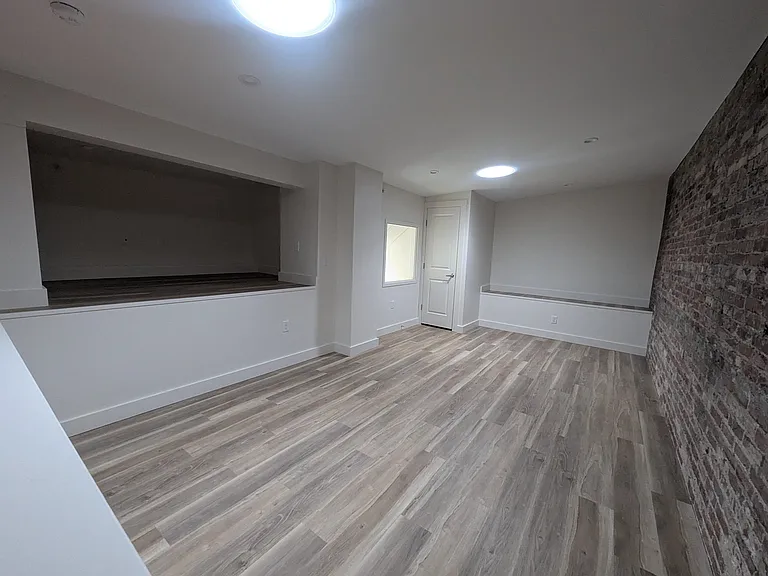 22 S Main St #202 — Photo 19