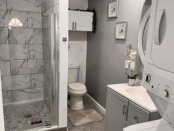 3rd image of 3315 Viana Dr