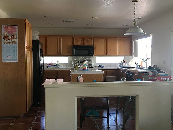 2nd image of 1443 Rose Garden Ln