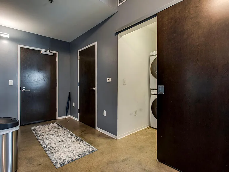 2115 Yeaman Pl #332 — Photo 9