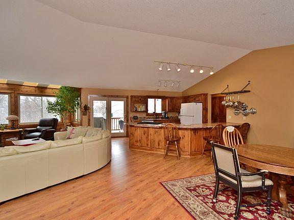 3rd image of 5335 180th Ave NW