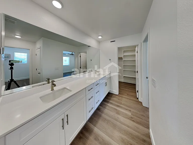 10345 Medusita St — Photo 11