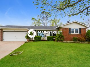 2941 Wintergreen Dr, Florissant, MO