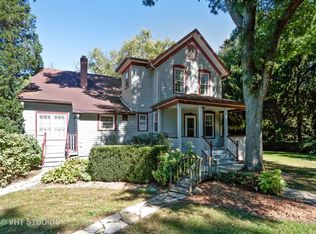 1201 W Winchester Rd, Libertyville, IL 60048