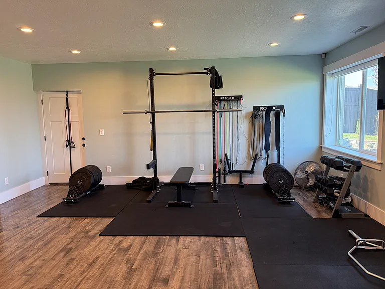 592 N Hills Ct — Photo 63