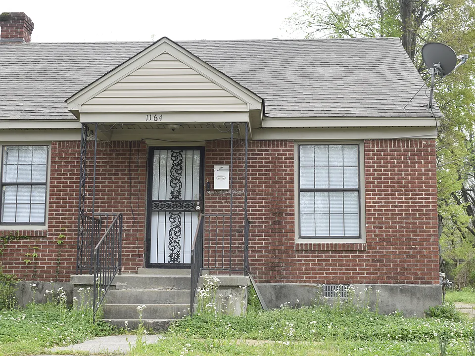 1164 W Lexington Cir #1164