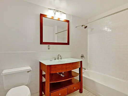 Rented by EXR | media 12