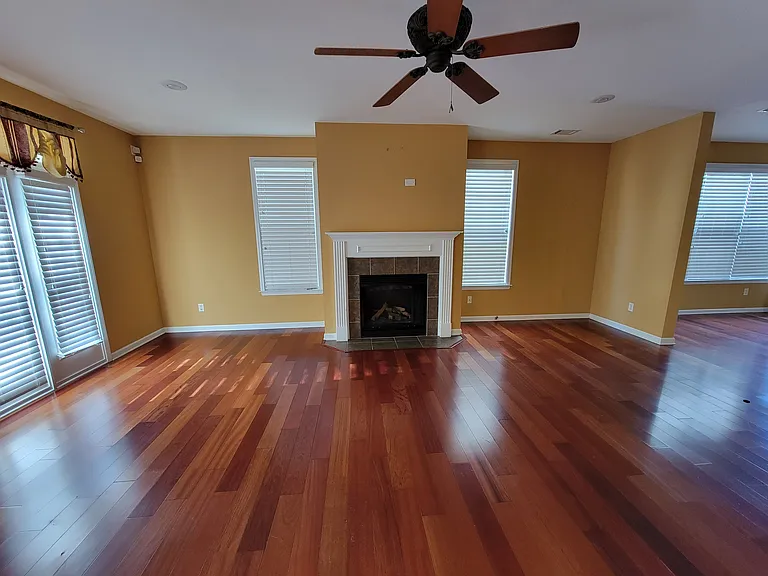 1404 Island Pl E — Photo 15
