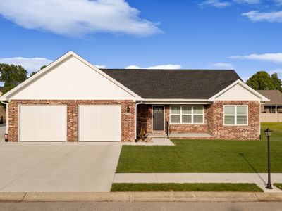 1959 Sophia Ln, Seymour, IN, 47274