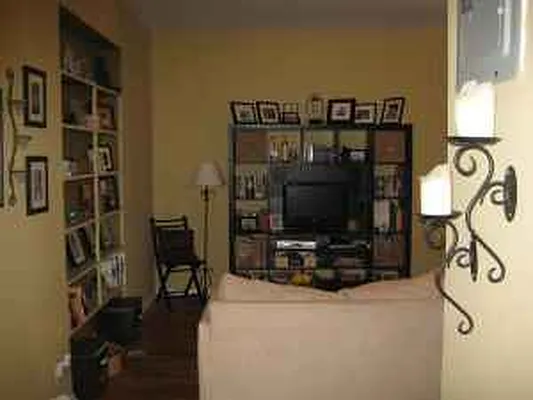 Rented by Owner | media 22