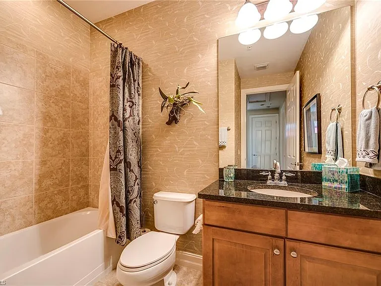 9161 Chula Vista St #135-2 — Photo 21