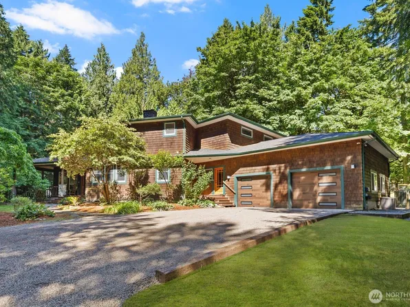 14677 Sivertson Road NE, Bainbridge Island, WA 98110
