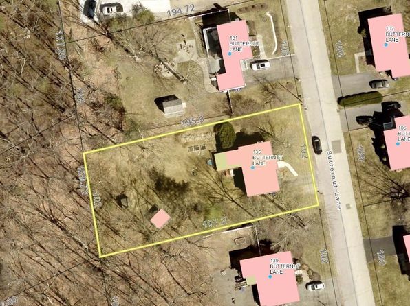 135 Butternut Ln, Methuen, MA 01844