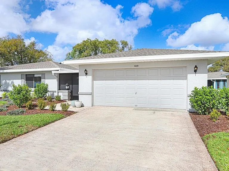 1409 Ingram Dr — Photo 2
