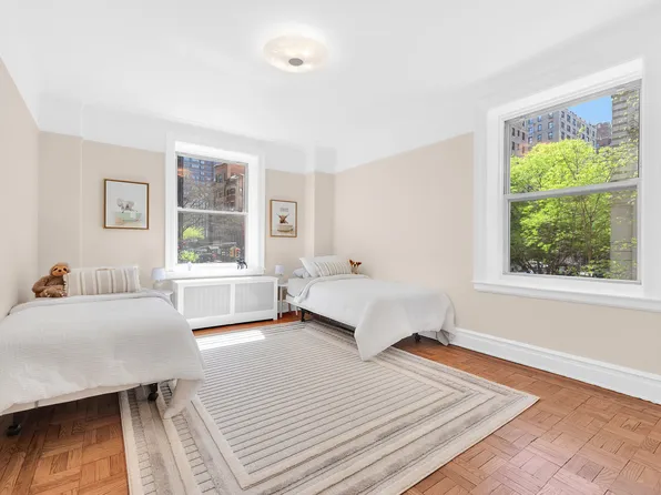 505 West End Avenue image 7 of 13