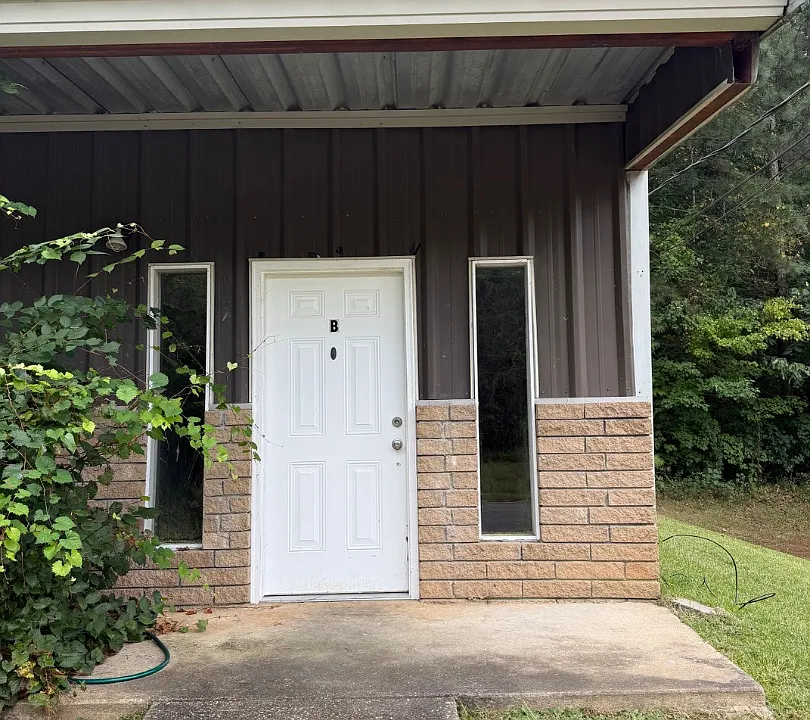 1722 Louise Dr SE #B