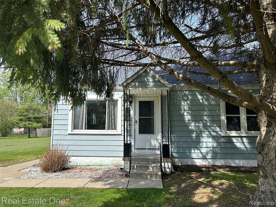 1st image of 14456 Cornell St
