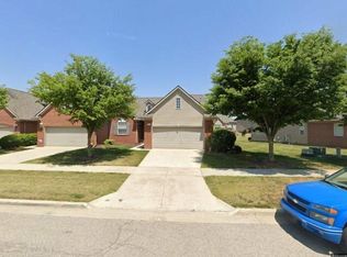 2699 Ambassador Dr, Ypsilanti, MI 48198