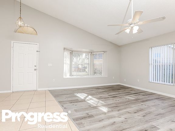 4th image of 4330 Willowcrest Ct