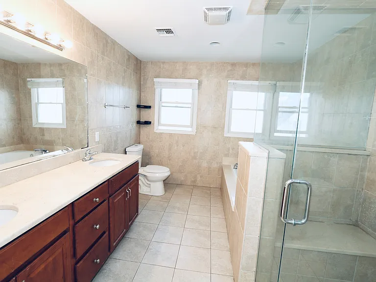 23 Main Ave #2 — Photo 18