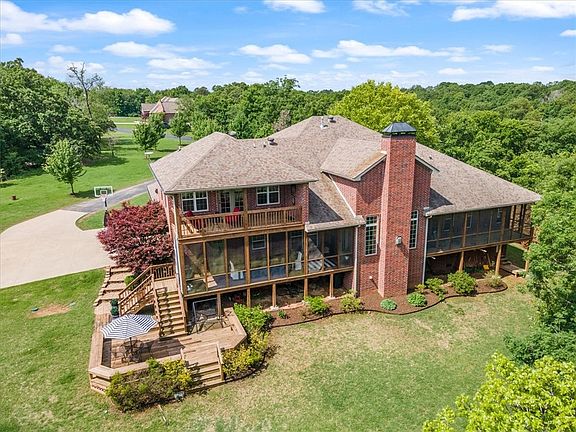 2nd image of 21225 Abberley Ln