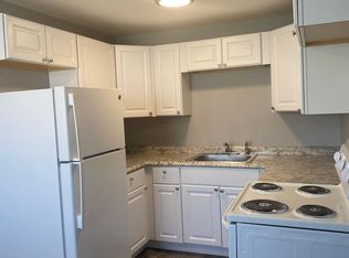 2113 W 119th St #1M, Blue Island, IL 60406
