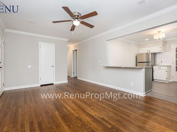 2nd image of 2513 Emerald Dr