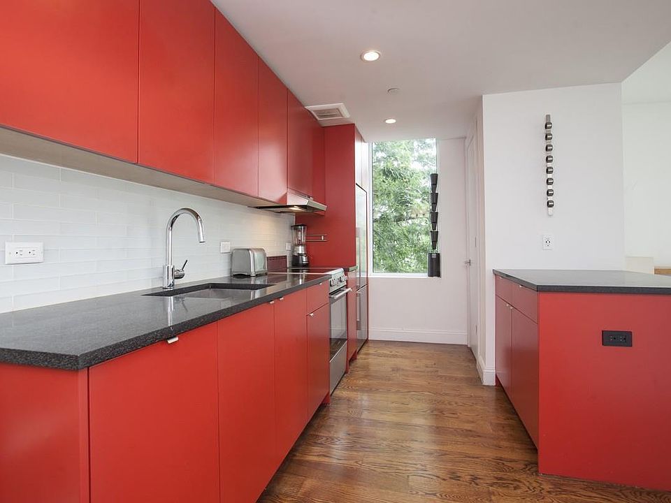 1st image of 954 Bergen St APT 5G