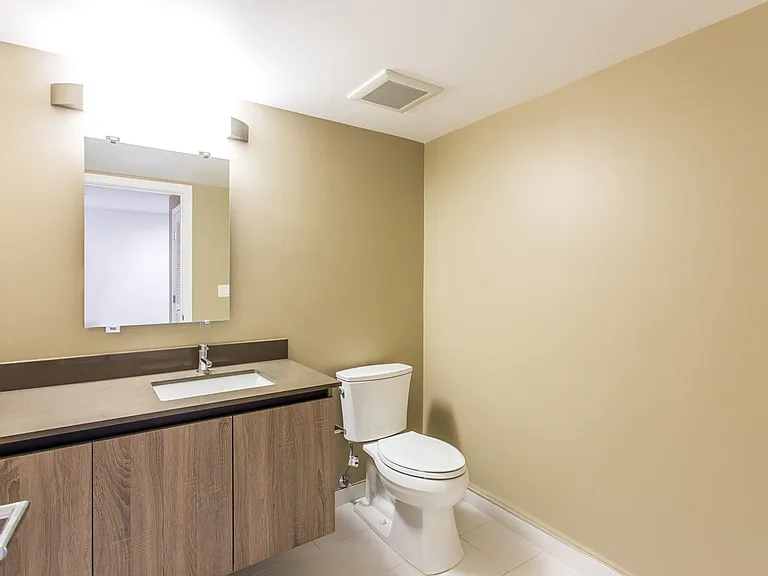 La Brea Regency LLC — Photo 24