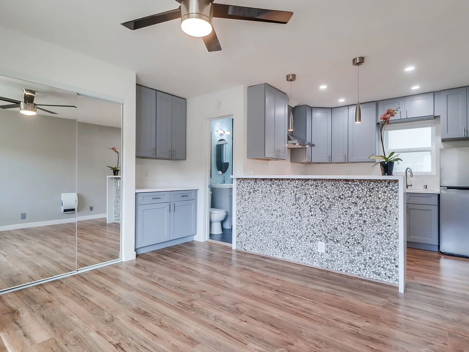 Studio, $1,795 — Photo 1